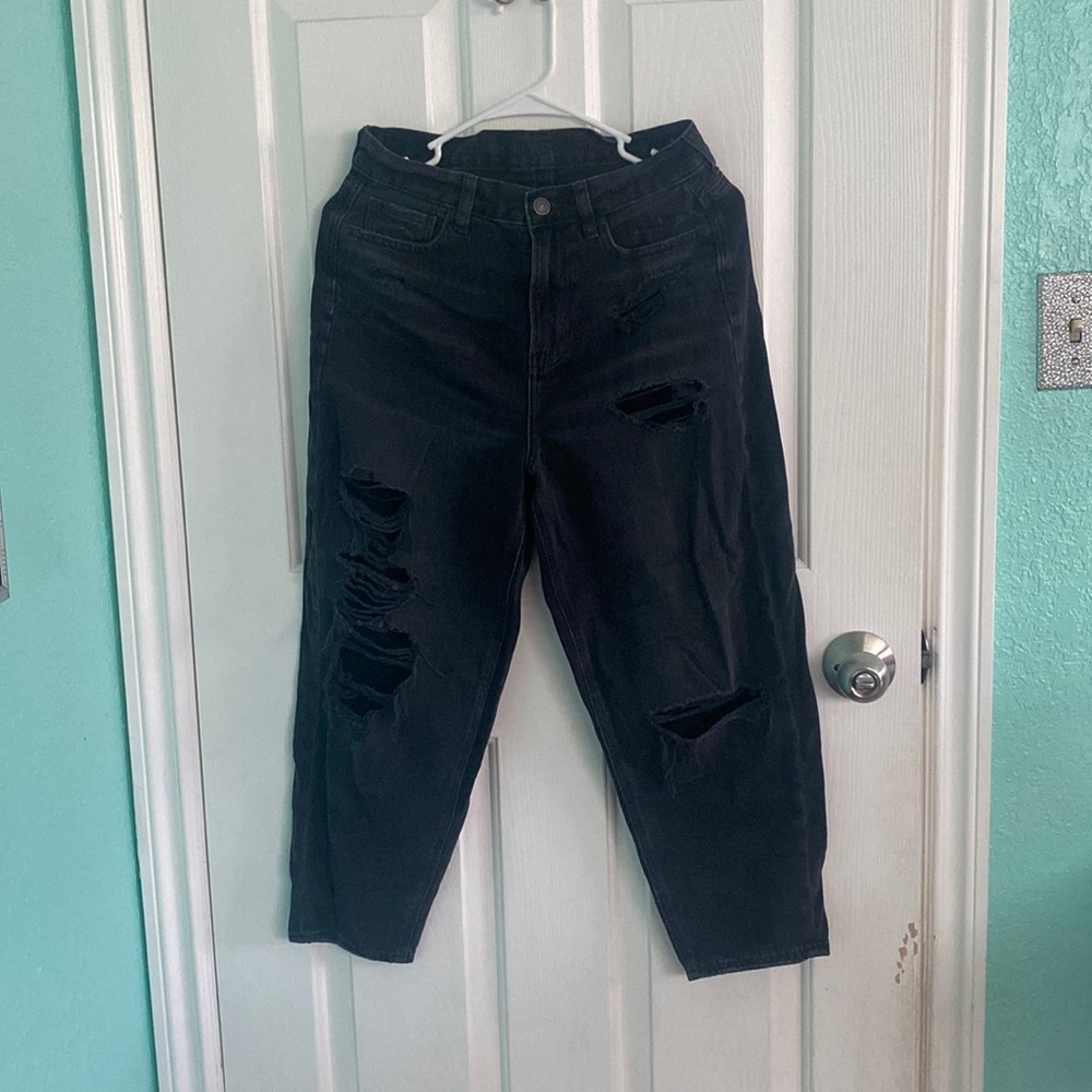 American Eagle mom jeans